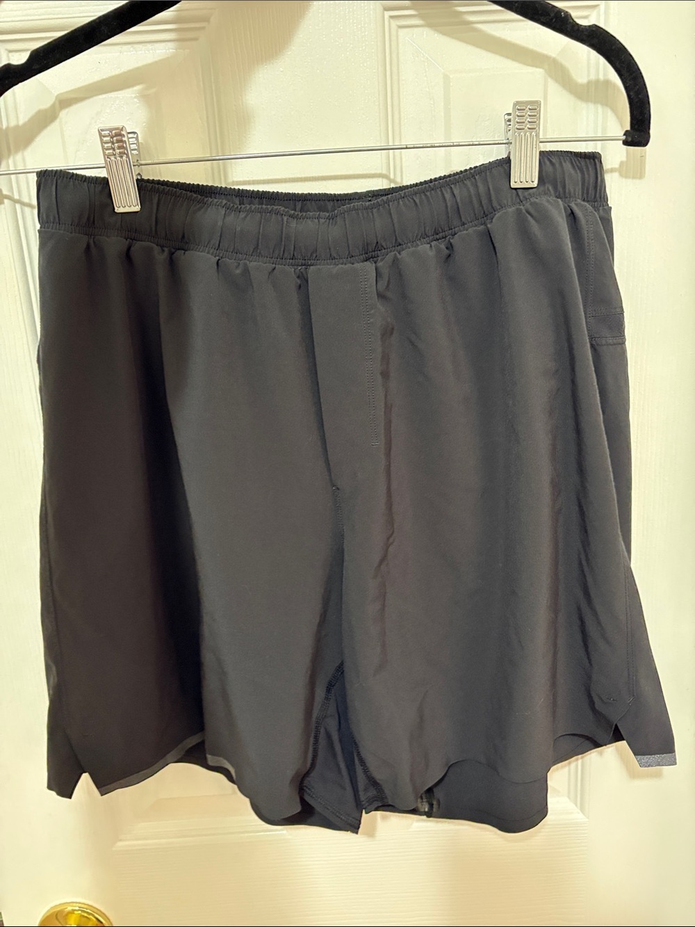 Men’s Lululemon black shorts
